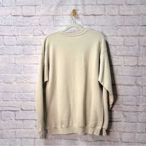 Christmas Vibes Crewneck - Picture 3 of 3